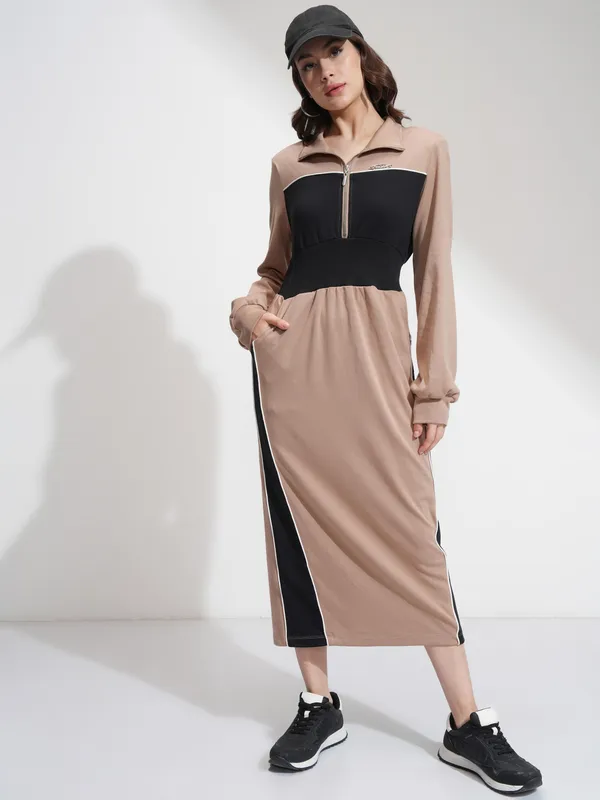 Tokyo Talkies Women Beige Solid Bodycon Dress