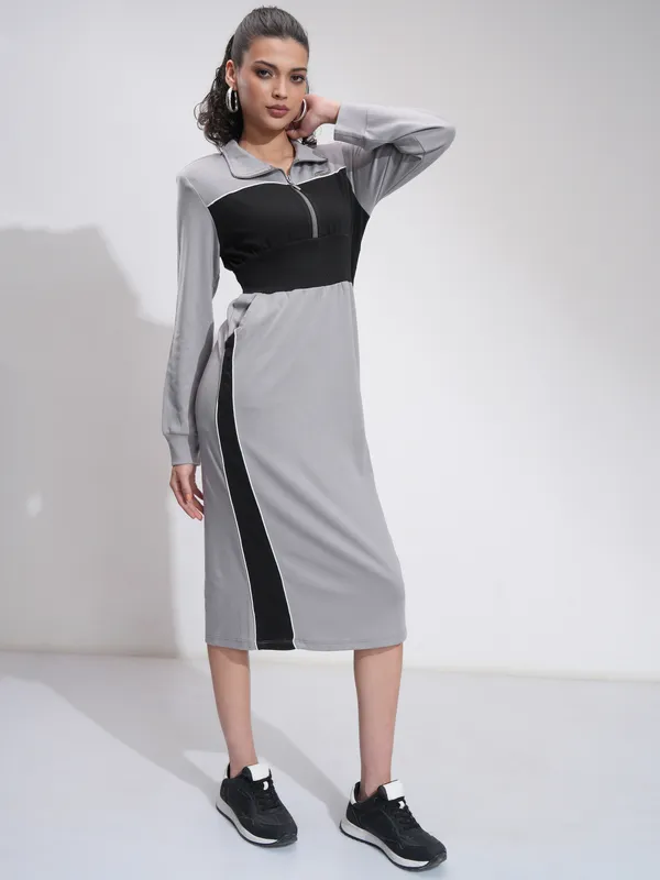 Tokyo Talkies Women Grey Solid Bodycon Dress