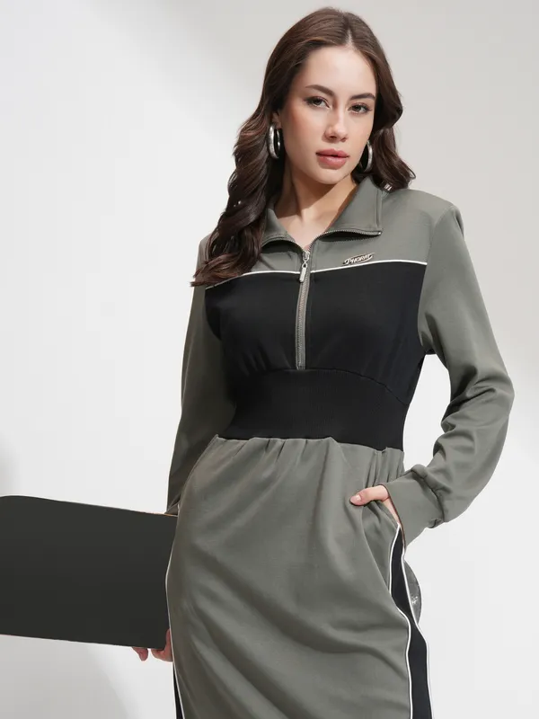 Tokyo Talkies Women Olive Solid Bodycon Dress