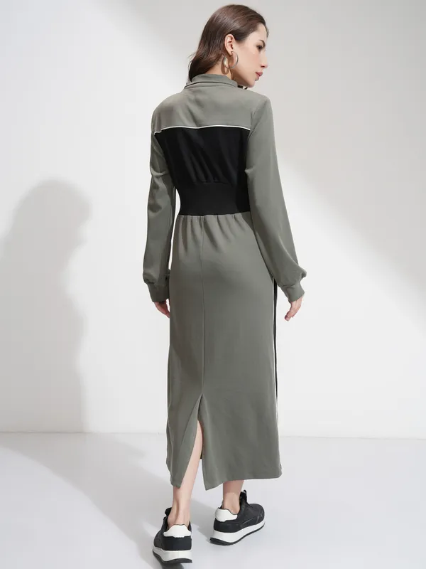 Tokyo Talkies Women Olive Solid Bodycon Dress