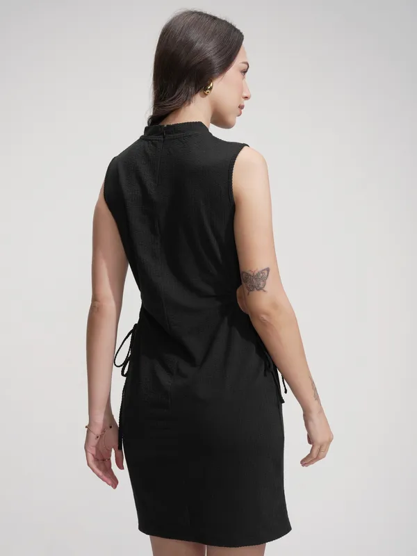 Tokyo Talkies Women Black Solid Sheath Dress