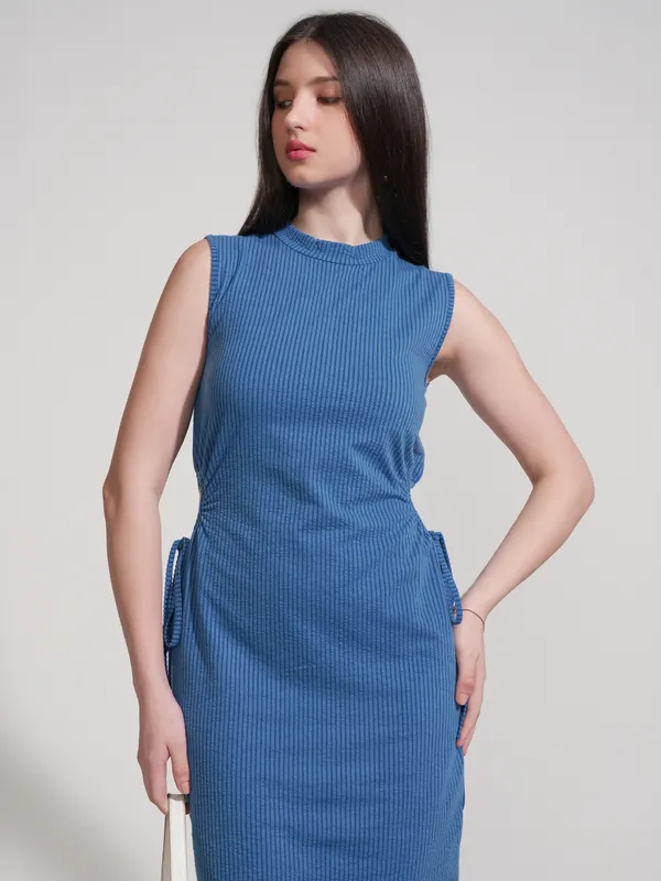 Tokyo Talkies Women Blue Self Design Sheath Dress