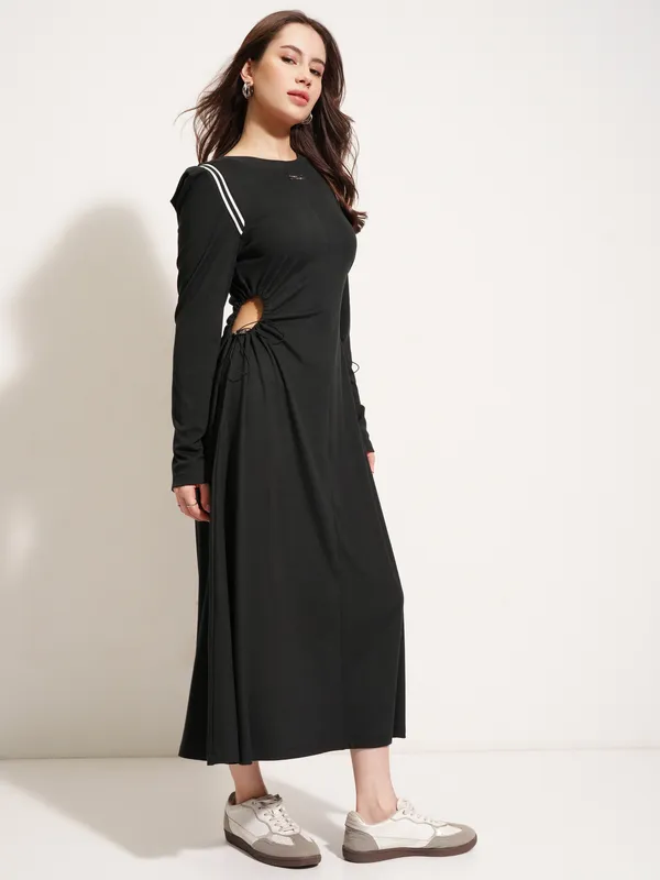 Tokyo Talkies Women Black Solid Maxi Dress