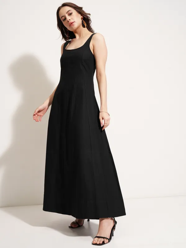 Solid Maxi Dress