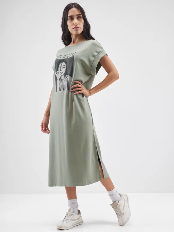 Tokyo Talkies Women Olive Printed T-shirt Dress