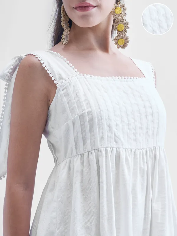 Tokyo Talkies Women White Solid Fit and Flare Dress