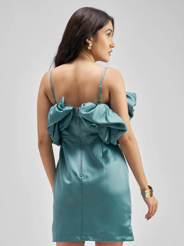 ESPYR By Tokyo Talkies Women Teal Solid Sheath Dress