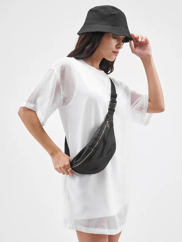 Street By Tokyo Talkies Women White Solid T-Shirt Dress