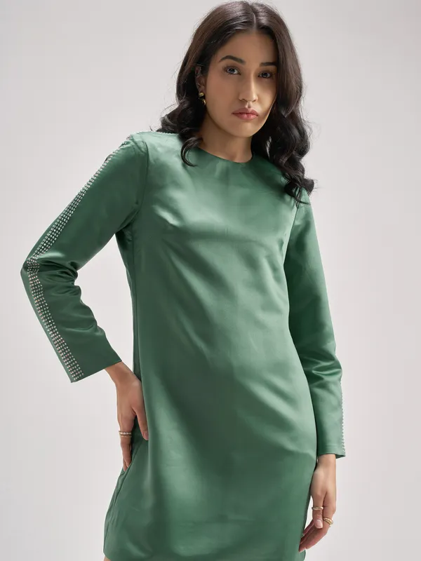 Tokyo Talkies Women Green Solid Sheath Dress