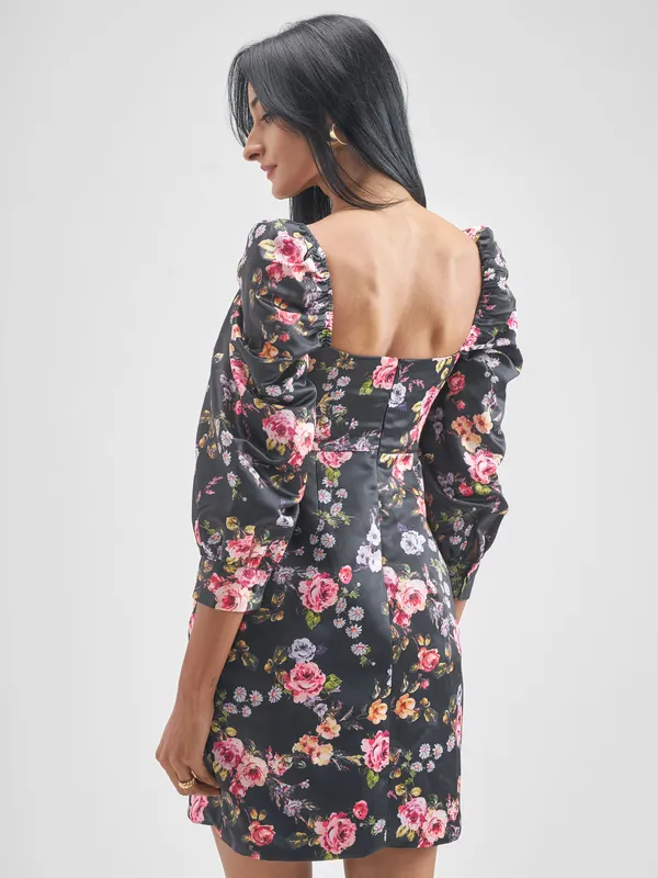 Tokyo Talkies Women Black Printed Bodycon Dress