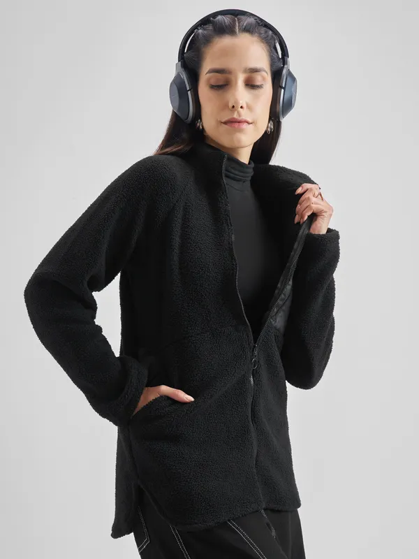 Tokyo Talkies Women Black Open Front Jacket