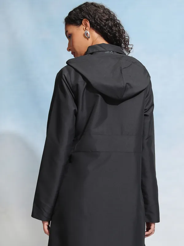 Tokyo Talkies Women Black Open Front Jacket