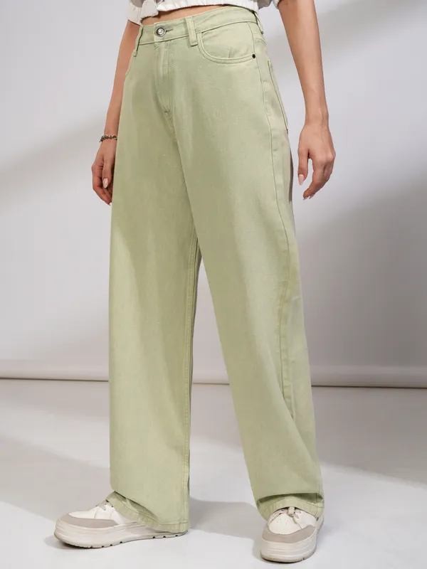 Tokyo Talkies Women Green Straight Fit Stretchable Jeans