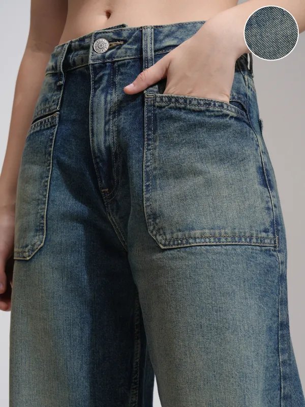 Women Straight Fit Jeans