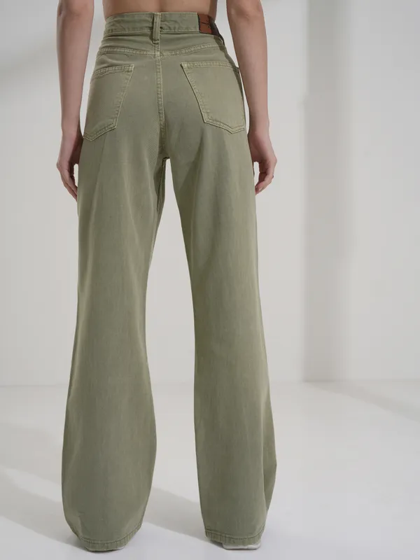 Tokyo Talkies Women Green Bootcut Stretchable Jeans