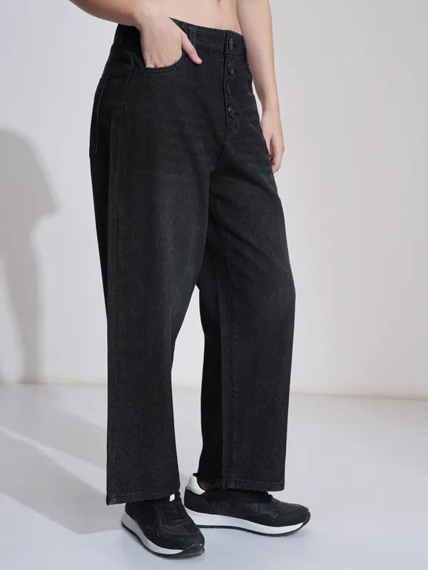 Tokyo Talkies Women Black Flared Stretchable Jeans