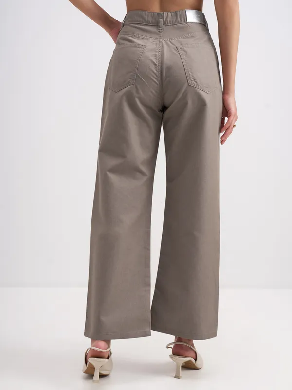 Tokyo Talkies Women Taupe Wide Fit Stretchable Jeans