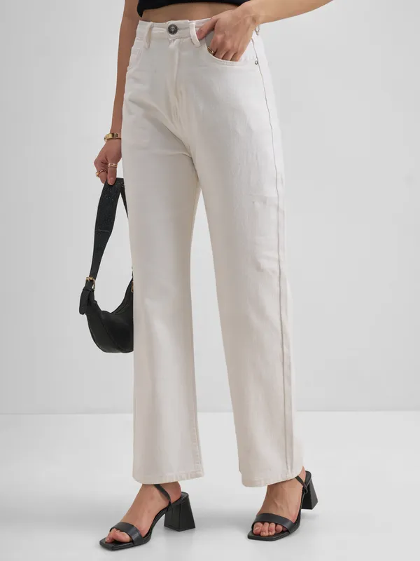 Tokyo Talkies Women Off White Flared Stretchable Jeans