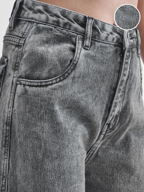Tokyo Talkies Women Grey Dad Fit Stretchable Jeans