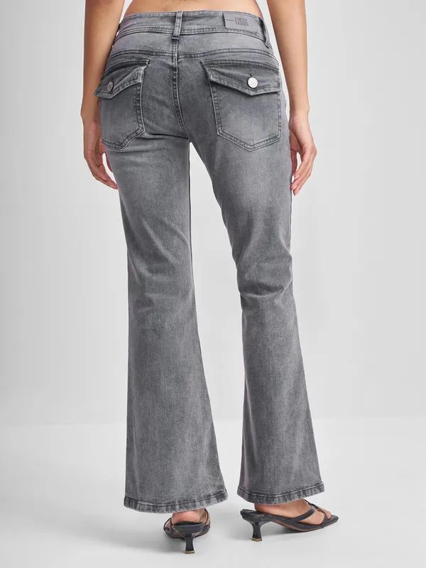 Tokyo Talkies Women Grey Flared Stretchable Jeans