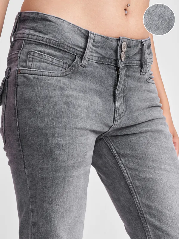 Tokyo Talkies Women Grey Flared Stretchable Jeans