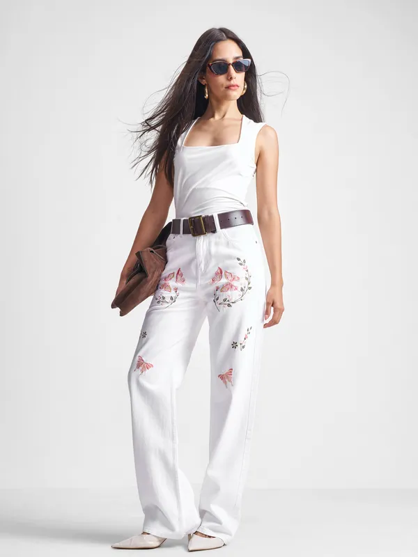 Tokyo Talkies Women White Dad Fit Jeans