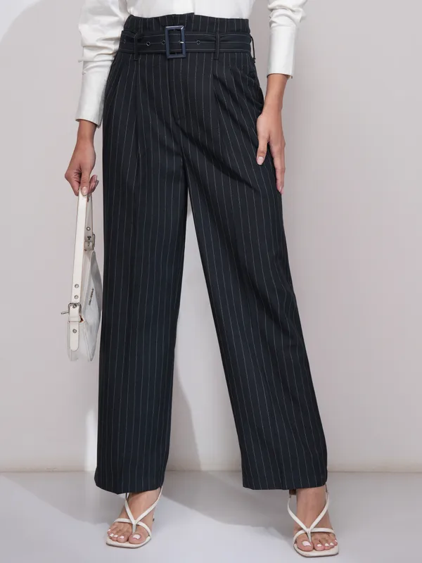  Tokyo Talkies Women Navy Blue Striped Regular Fit Casual Trousers