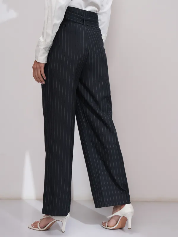  Tokyo Talkies Women Navy Blue Striped Regular Fit Casual Trousers