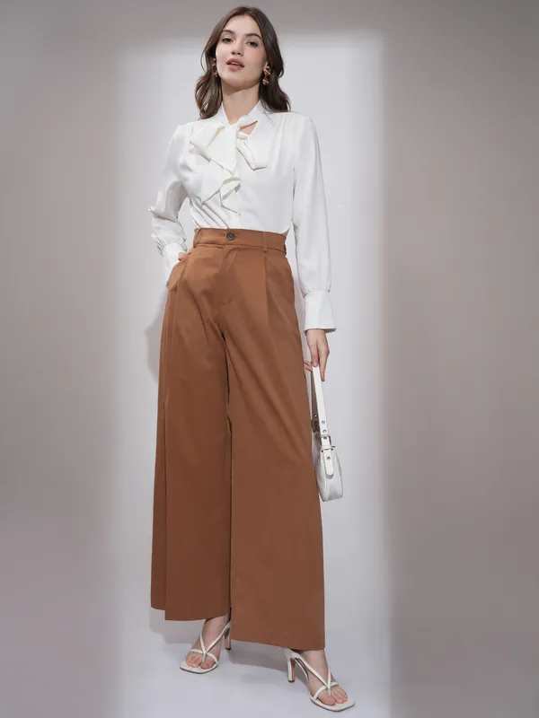 Tokyo Talkies Women Brown Straight Fit Solid Formal Trousers