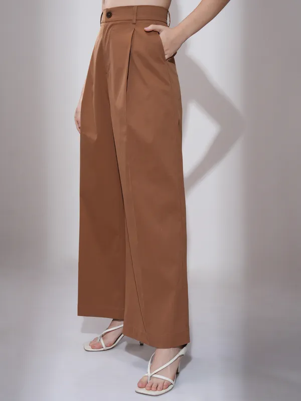 Tokyo Talkies Women Brown Straight Fit Solid Formal Trousers