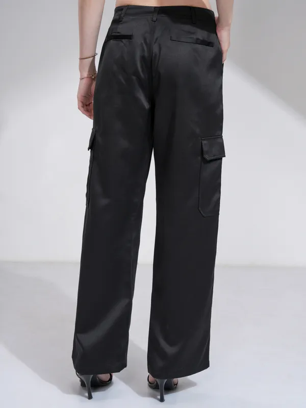 Tokyo Talkies Women Black Solid Straight Fit Cargos