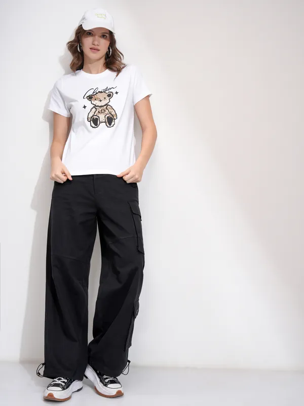 Tokyo Talkies Women Black Solid Straight Fit Cargos