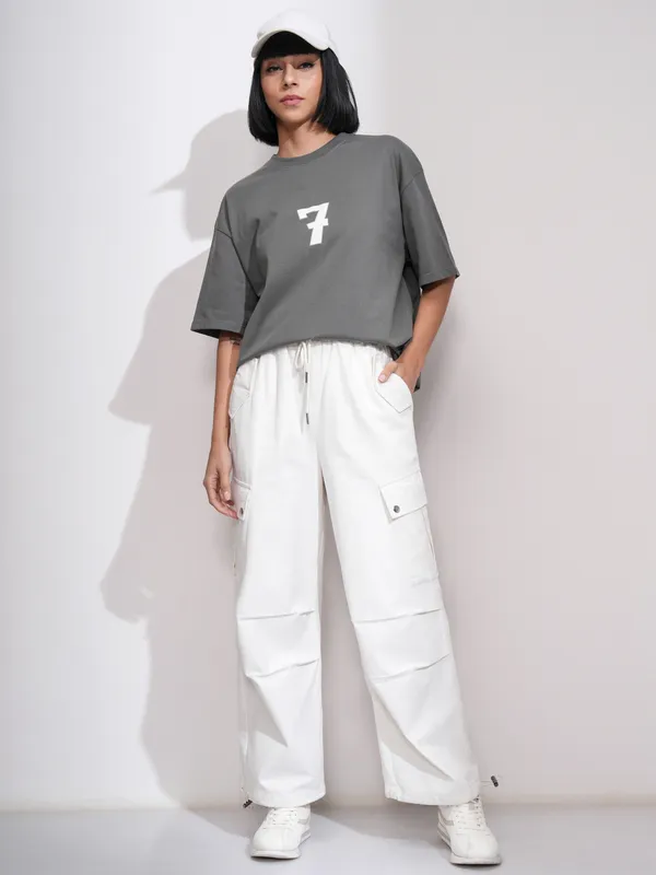 Solid Regular Fit Cargos