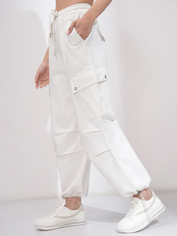 Solid Regular Fit Cargos