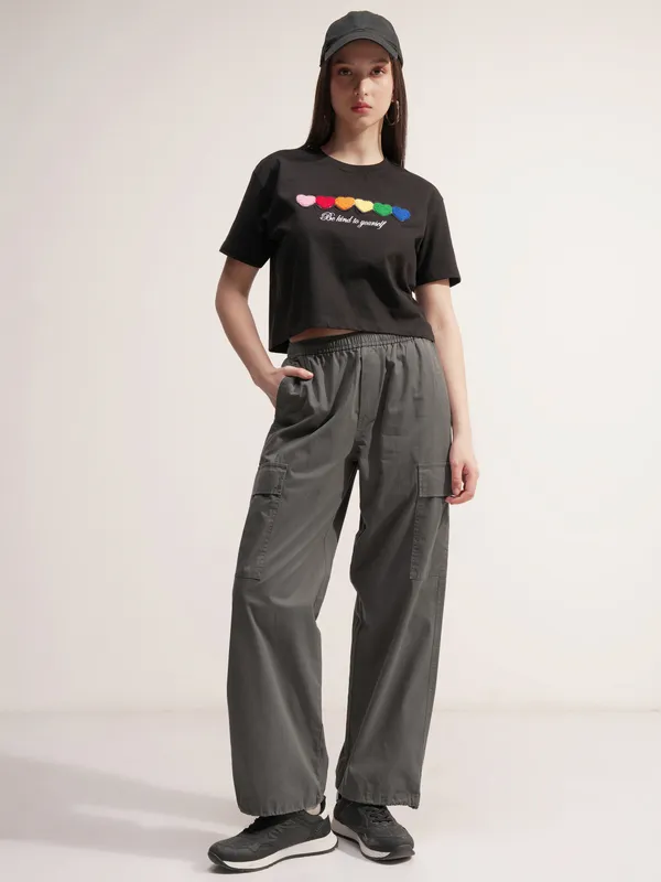 Tokyo Talkies Women Grey Solid Regular Fit Cargos