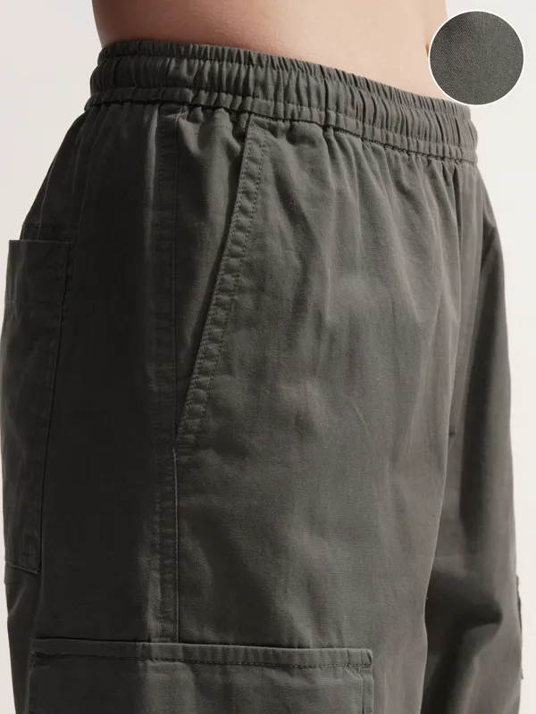 Tokyo Talkies Women Grey Solid Regular Fit Cargos