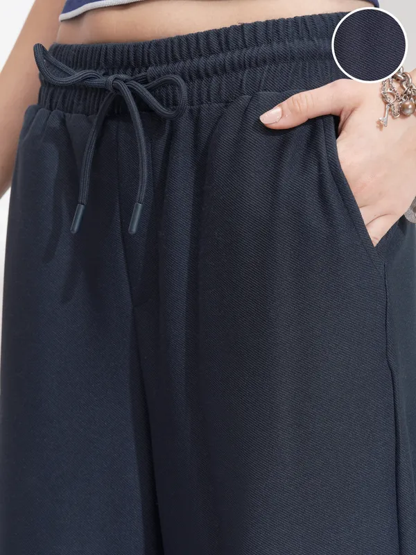 Tokyo Talkies Women Navy Blue Solid Straight Fit Casual Trouser