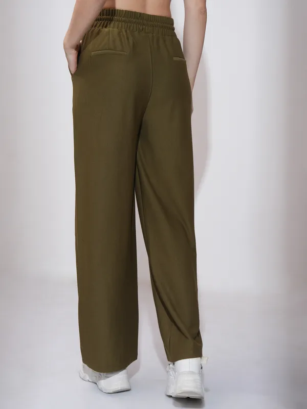 Tokyo Talkies Women Olive Straight Fit Solid Casual Trouser