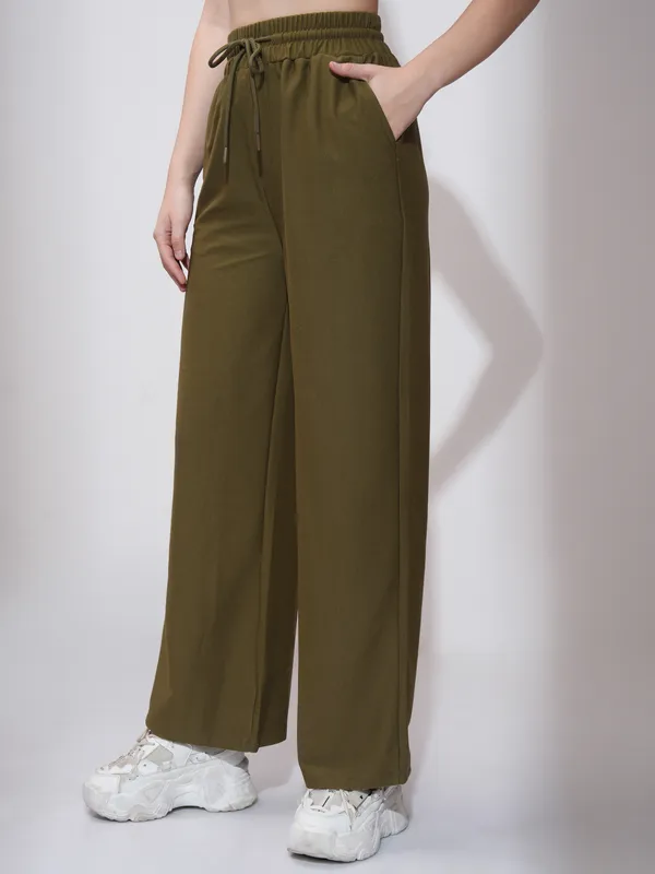 Tokyo Talkies Women Olive Straight Fit Solid Casual Trouser