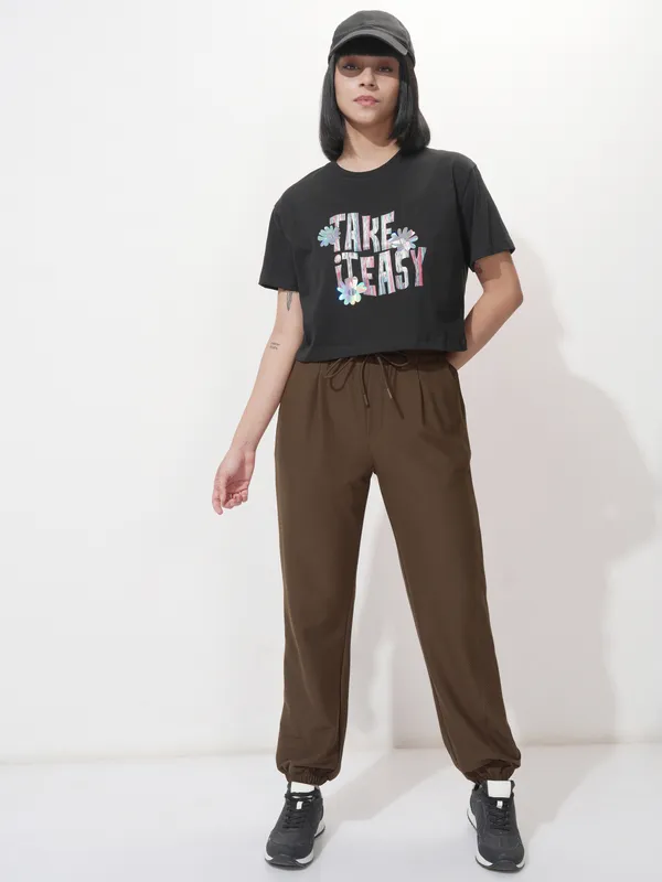 Tokyo Talkies Women Brown Solid Regular Fit Joggers