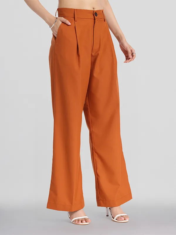 Chic By Tokyo Talkies Women Rust Solid Straight Fit Casual Trouser