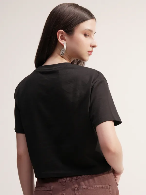 Tokyo Talkies Women Black Applique Round Neck T-Shirt