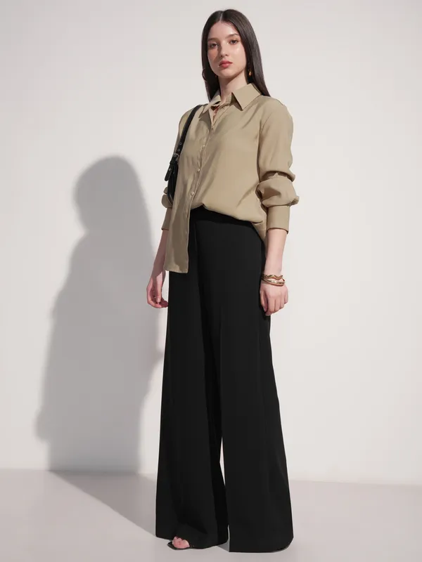 Tokyo Talkies Women Beige Solid Casual Shirt