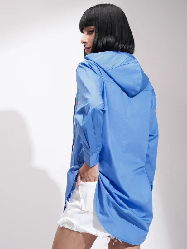 Tokyo Talkies Women Blue Printed Casual Shirt