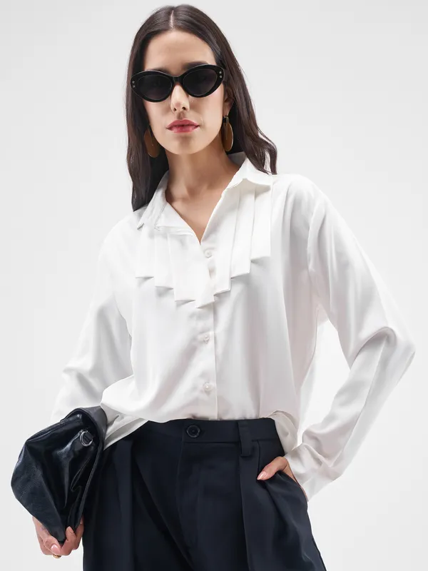 Chic By Tokyo Talkies Women White Solid Casual Shirt
