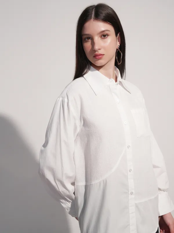 Women Solid Casual Shirt