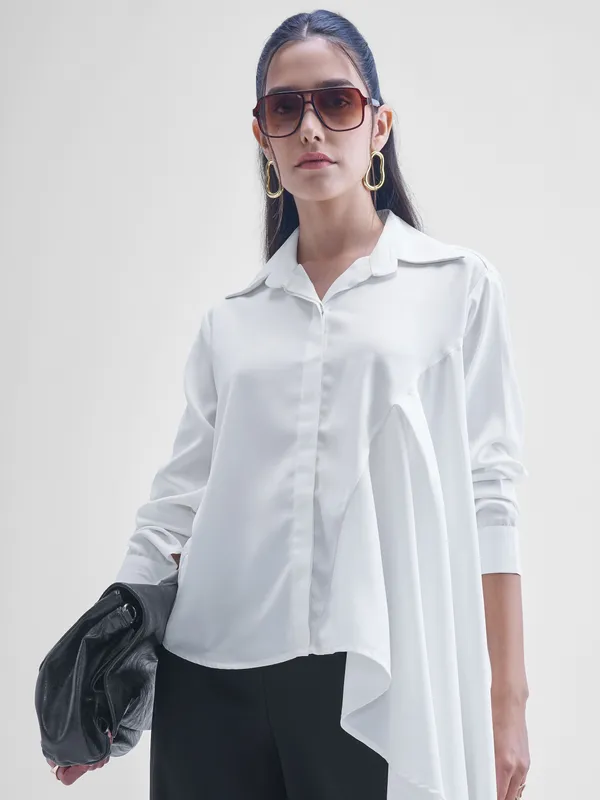 Tokyo Talkies Women White Solid casual shirts
