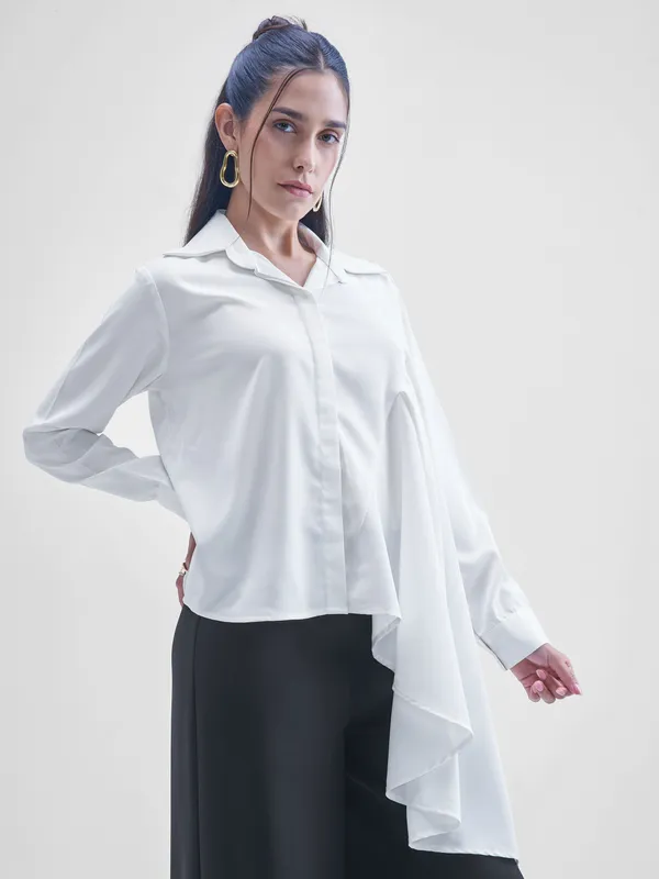 Tokyo Talkies Women White Solid casual shirts