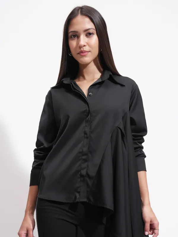 Tokyo Talkies Women Black Solid Casual Shirt