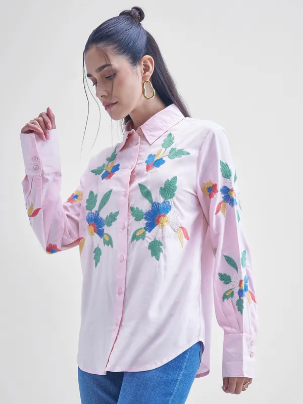 Women Embroidered Regular Fit casual shirts